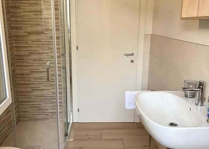 Laguna Prive' - With Private Parking Apartment